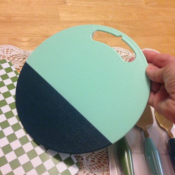 Farmhouse colors kitchen tools, cutting boards, cheese knives, c… - Picture 4 of 8